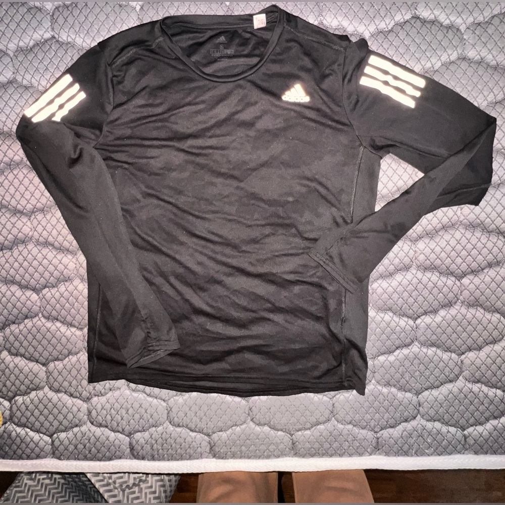 ADIDAS running long sleeve shirt! Size USA S